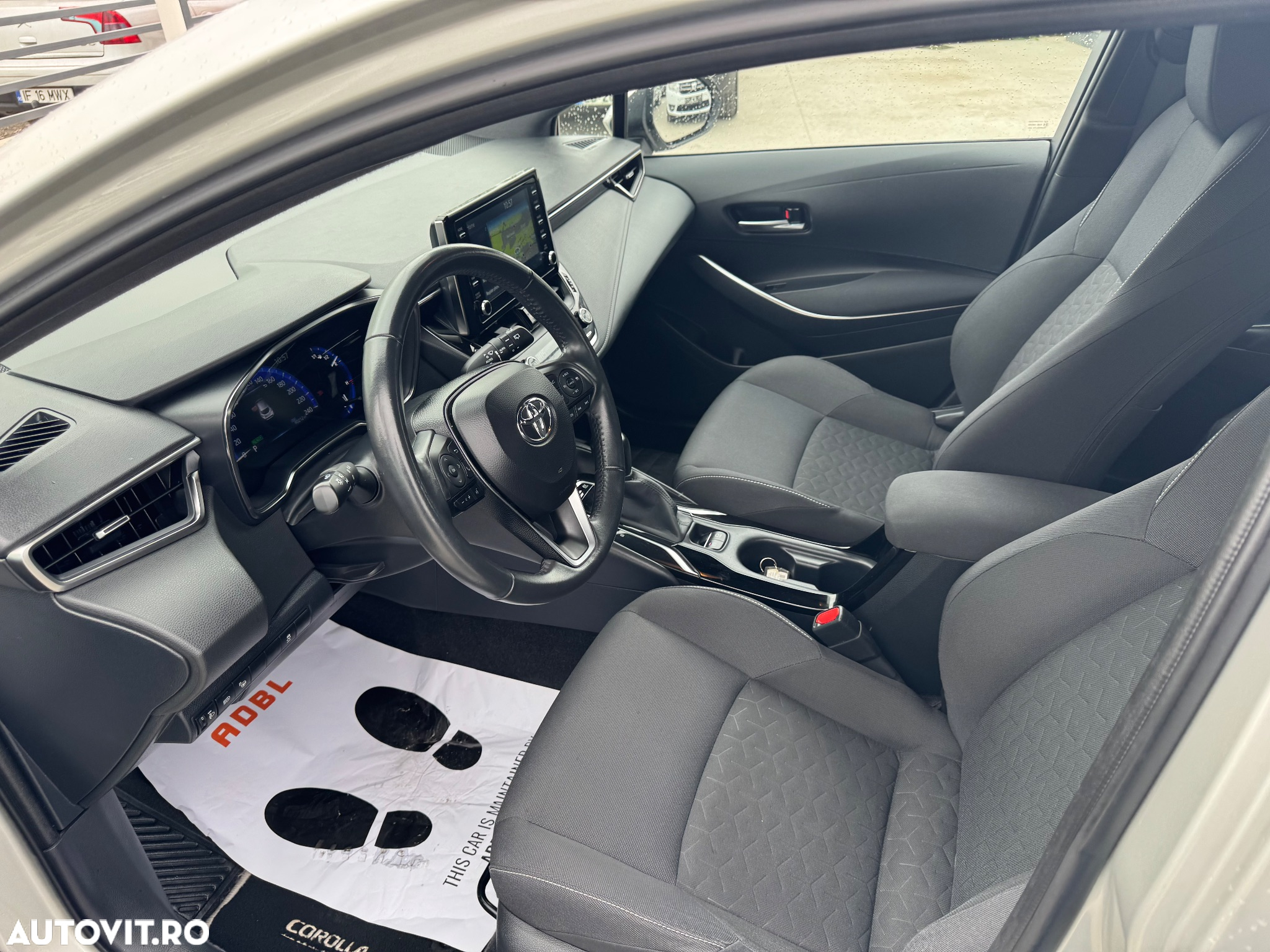 Toyota Corolla 1.8 HSD Business - 20