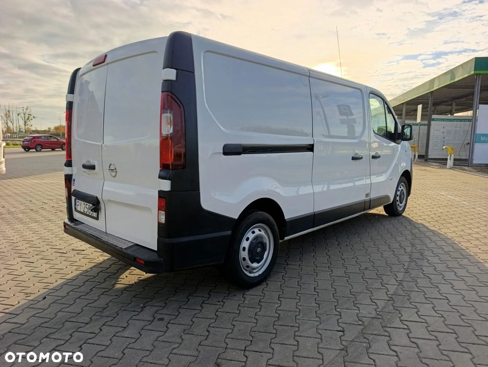 Opel Vivaro - 6