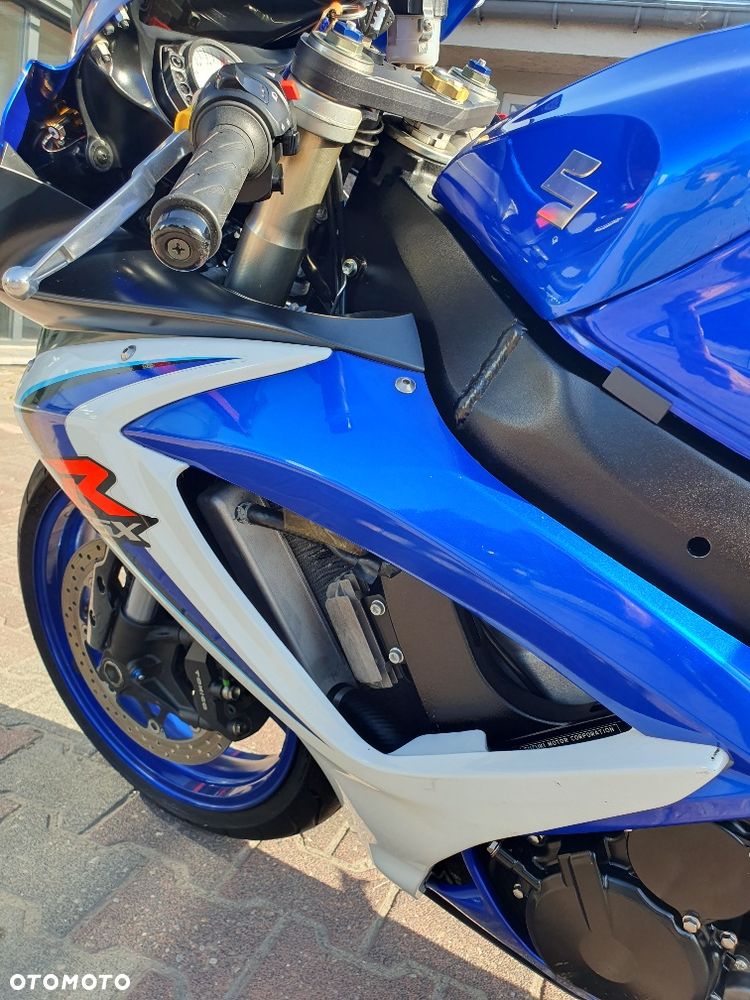 Suzuki GSX-R - 15