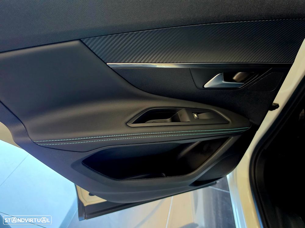 Peugeot 3008 BlueHDi 130 Stop & Start EAT8 Allure - 12