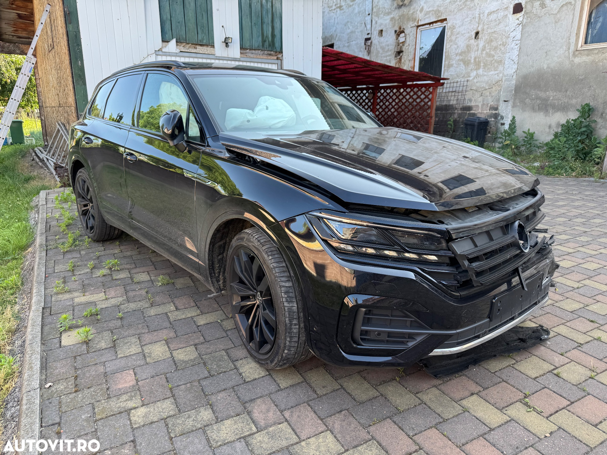 Volkswagen Touareg V6 TDI 4MOTION R-Line - 2