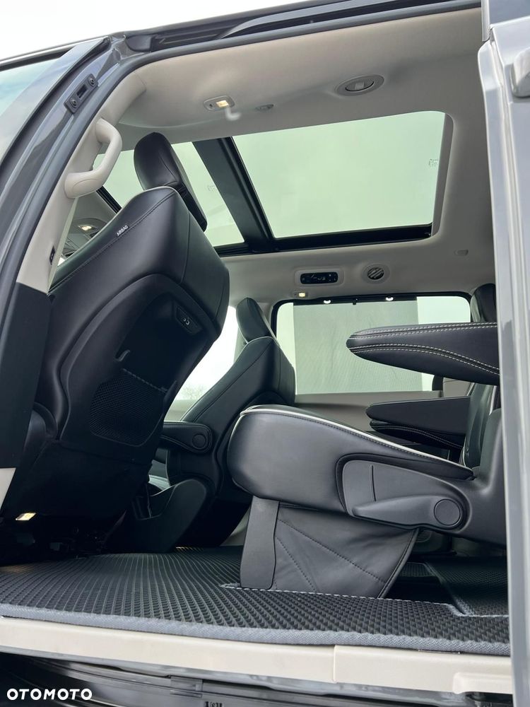 Chrysler Pacifica - 21