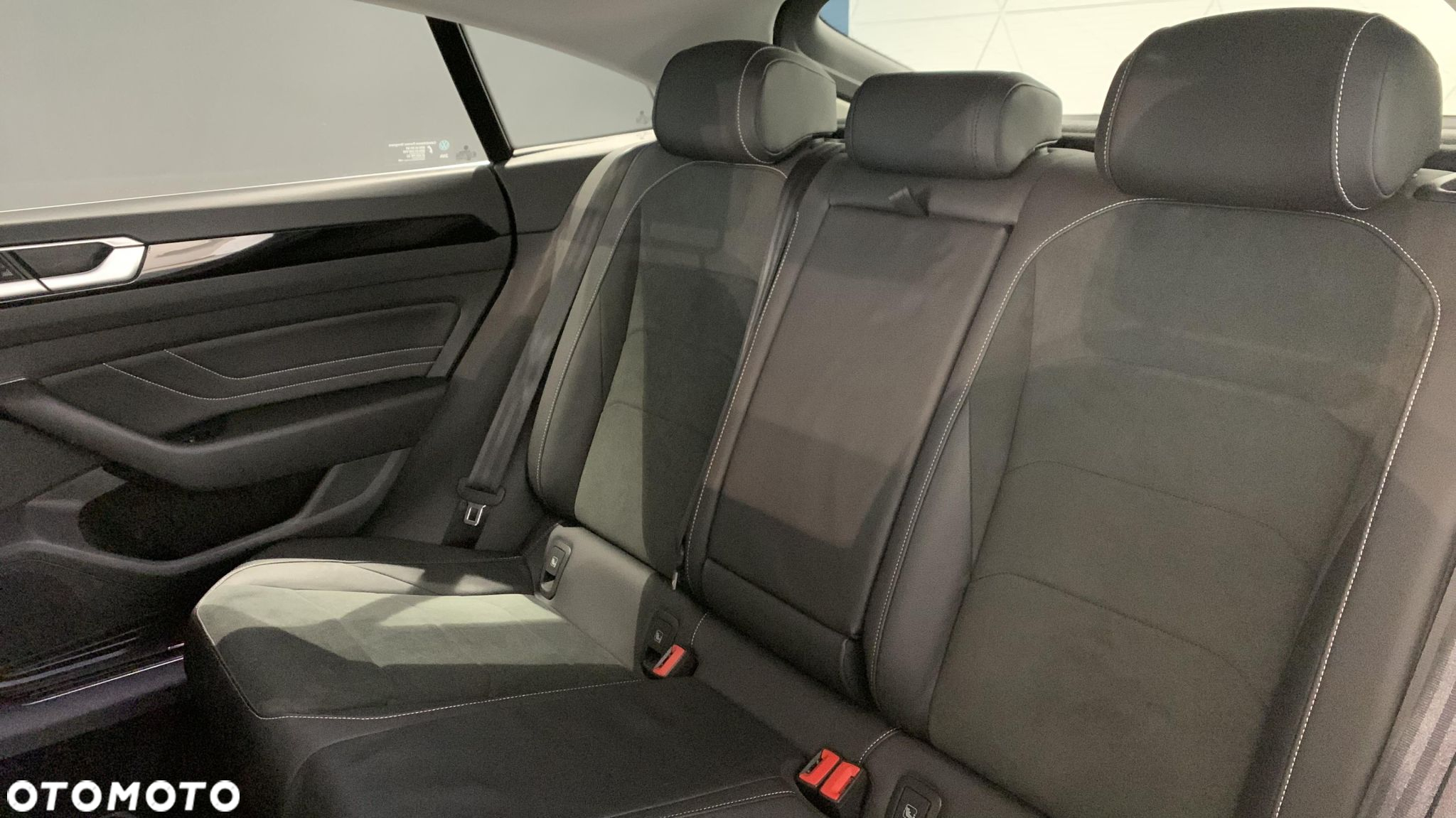 Volkswagen Arteon 2.0 TSI Elegance DSG - 16