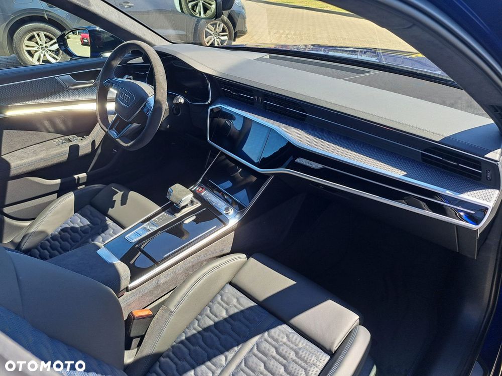 Audi RS6 Avant - 14