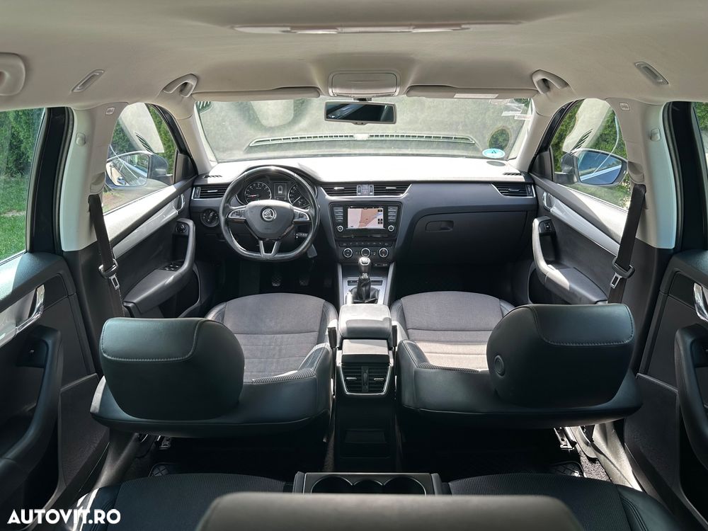 Skoda Octavia 2.0 TDI Premium Edition - 5