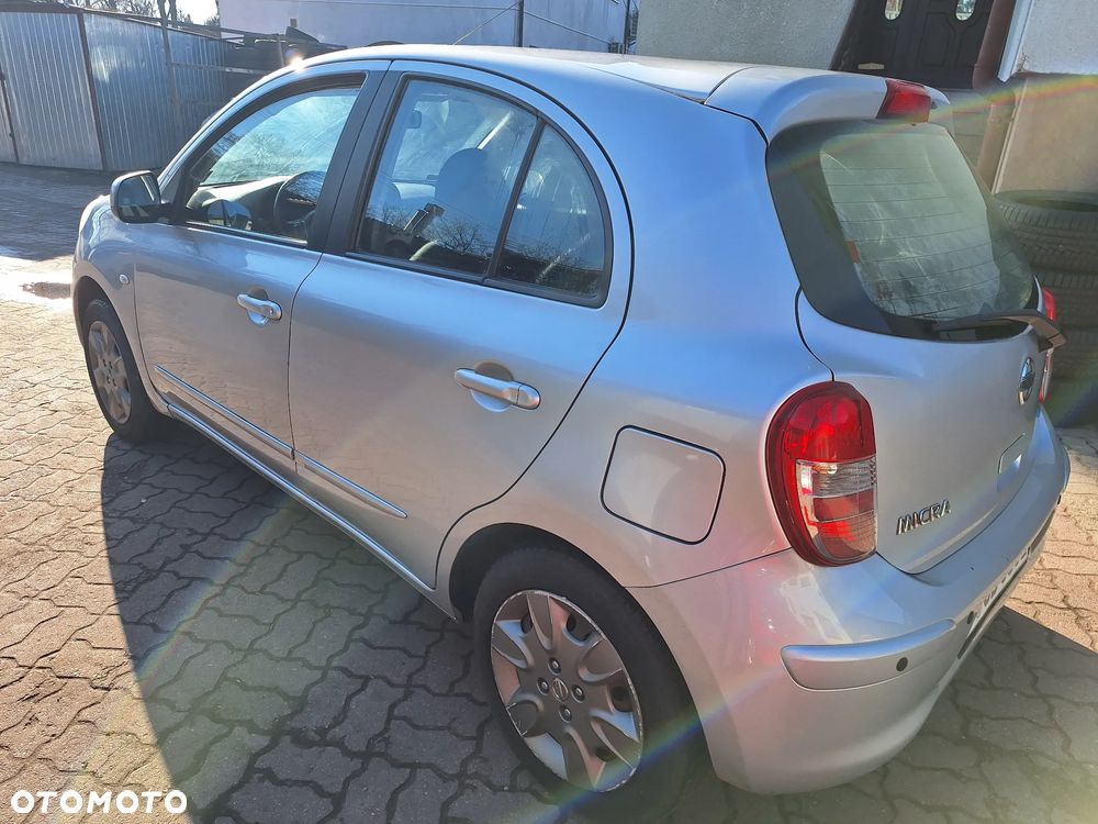 Nissan Micra 1.2 Bild der Frau - 5