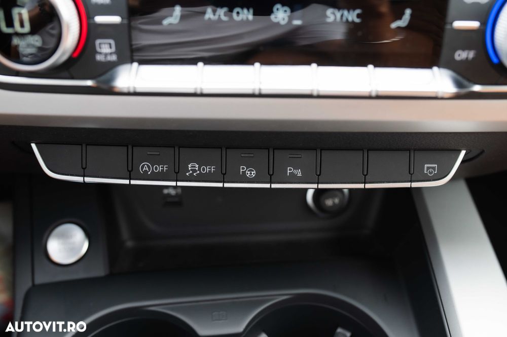 Audi A4 Limuzina 35 TFSI S tronic S line - 28