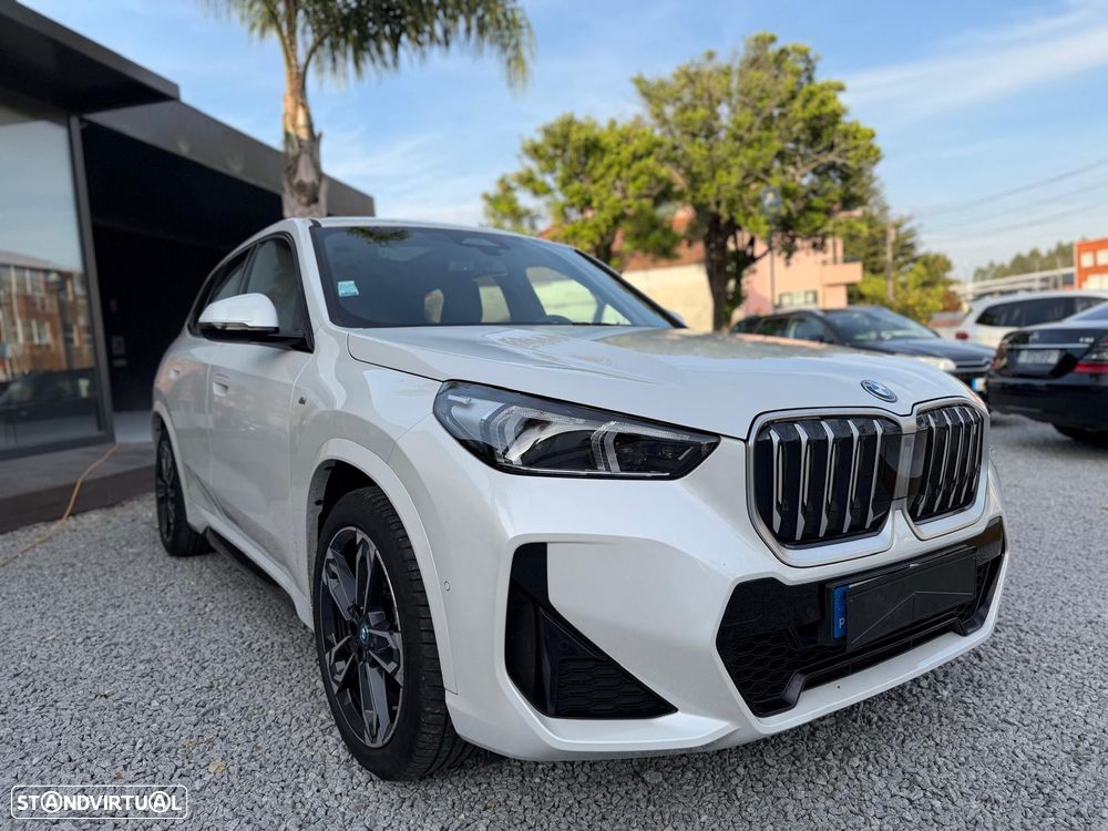 BMW iX1 xDrive30 M Sport Pack - 6