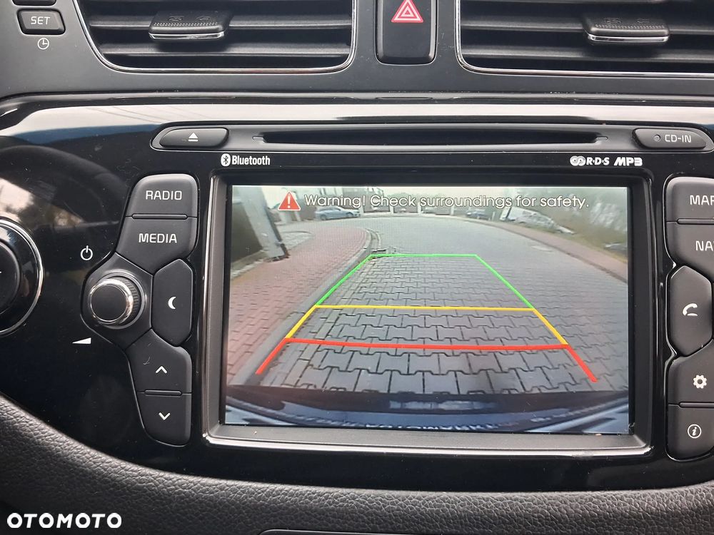 Kia Ceed 1.6 CRDi 128 Platinum Edition - 24