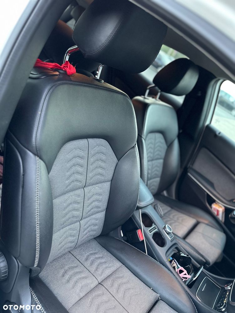Mercedes-Benz GLA - 26