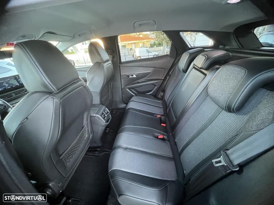 Peugeot 3008 1.6 Hybrid4 Allure Pack e-EAT8 - 21
