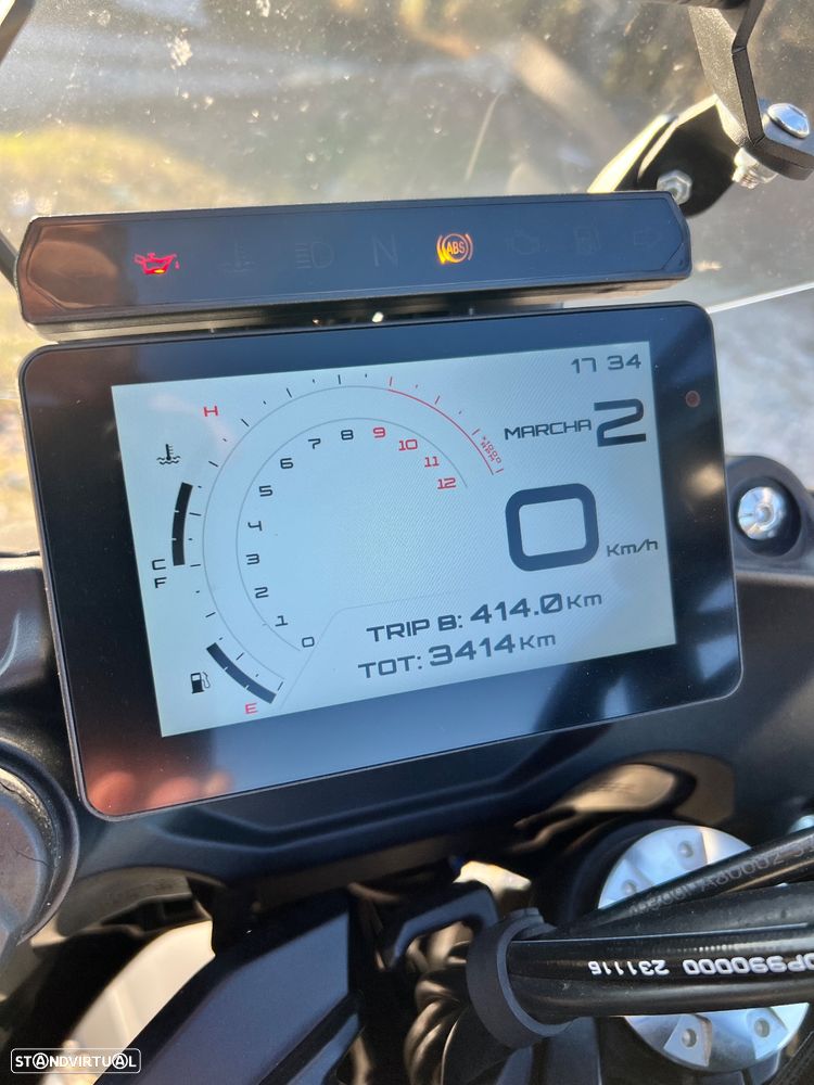 Benelli TRK 702 X - 8