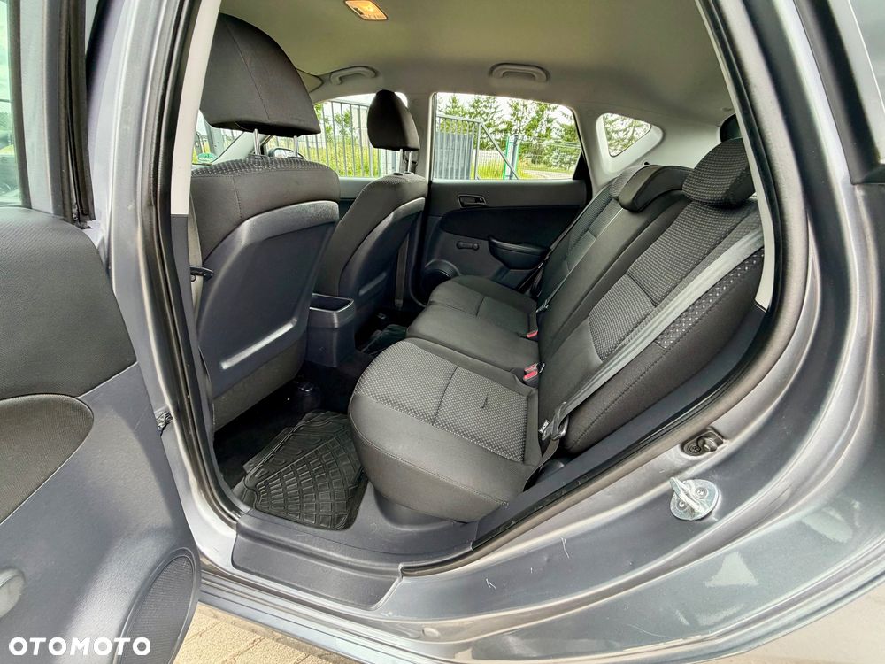 Hyundai i30 1.4 Comfort - 9