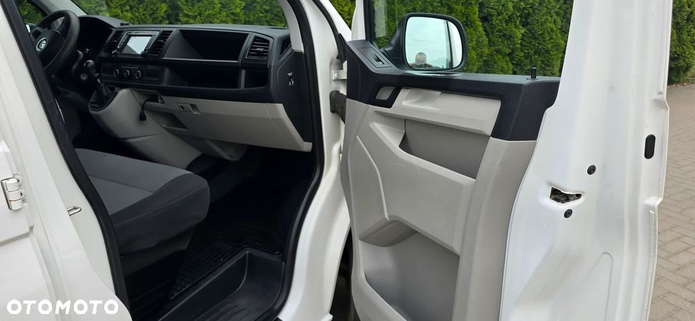 Volkswagen Transporter - 14