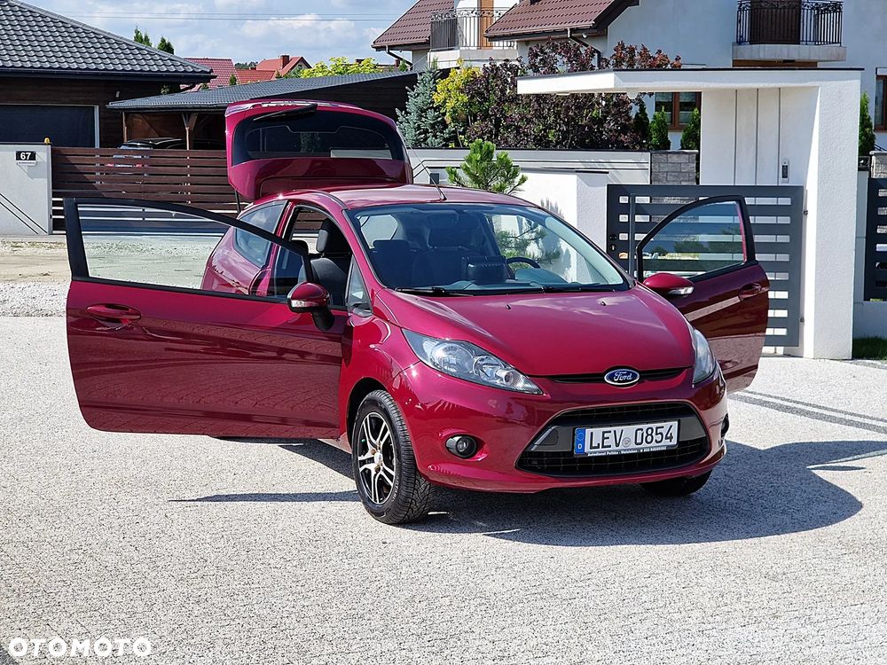 Ford Fiesta 1.25 Platinium X - 18