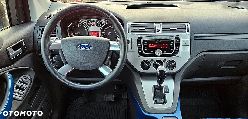 Ford Kuga 2.5 4x4 Titanium - 10