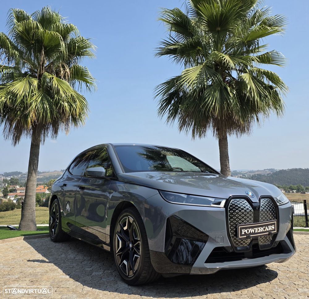 BMW iX xDrive 40 Pack Desportivo - 19