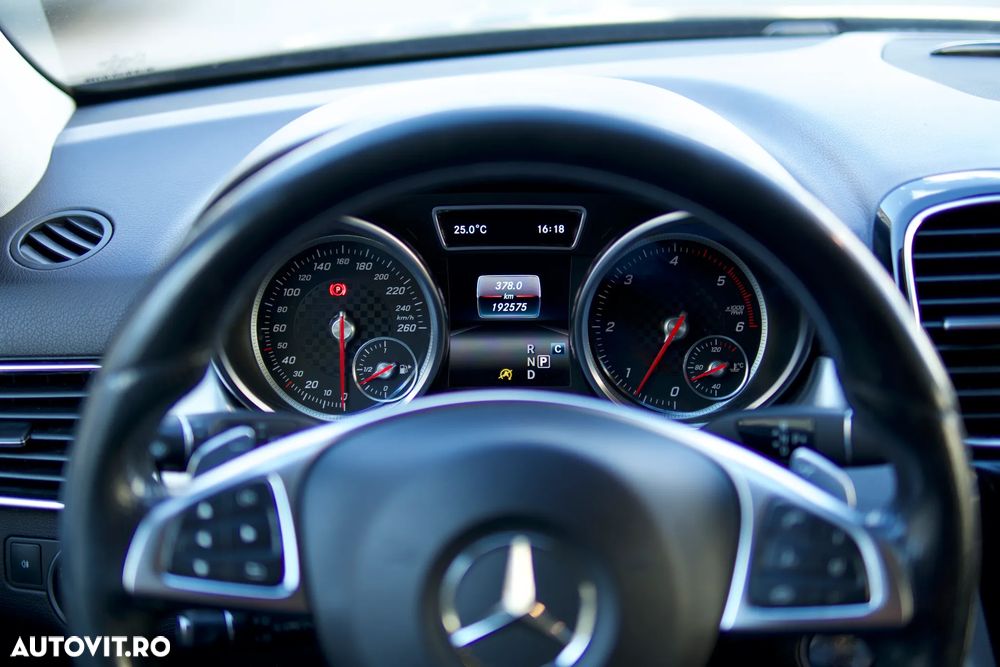 Mercedes-Benz GLE - 10