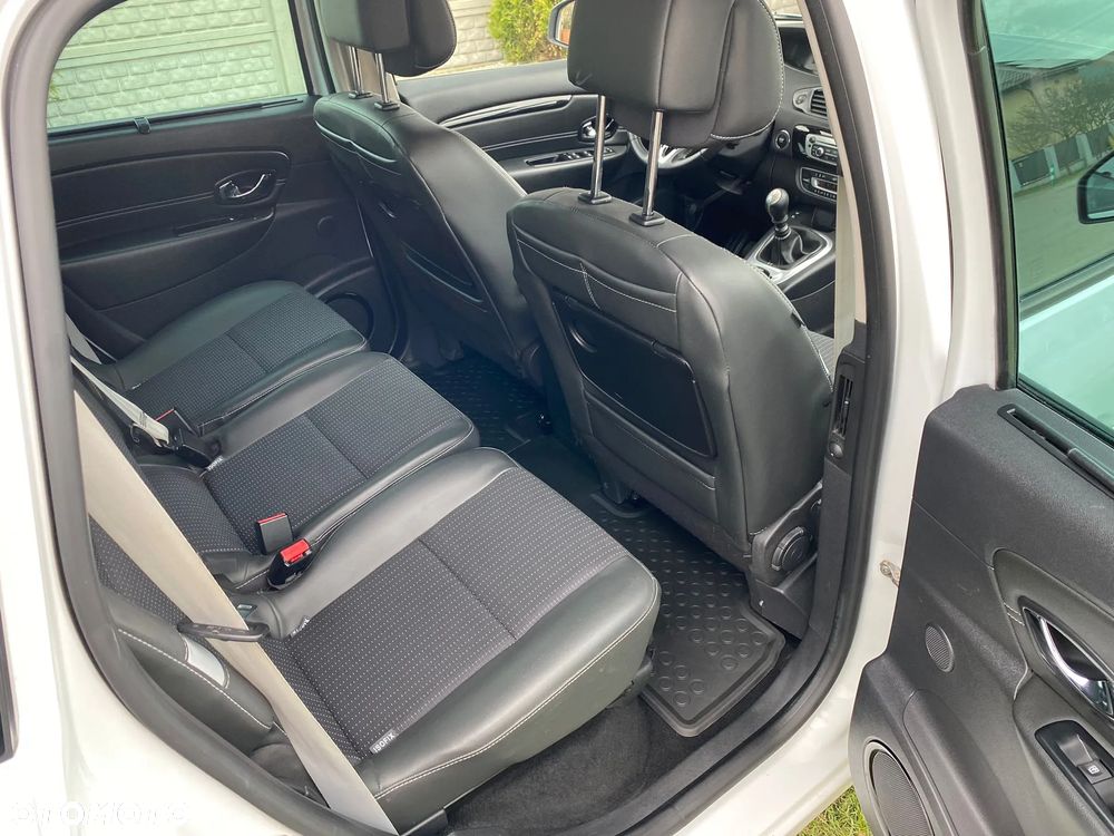 Renault Scenic 1.6 dCi Energy Bose Edition - 11