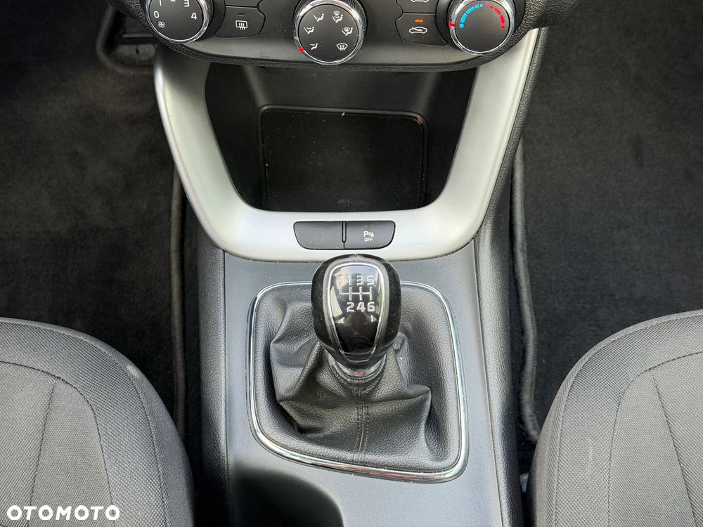 Kia Ceed 1.6 GDI ISG Platinum Edition - 19
