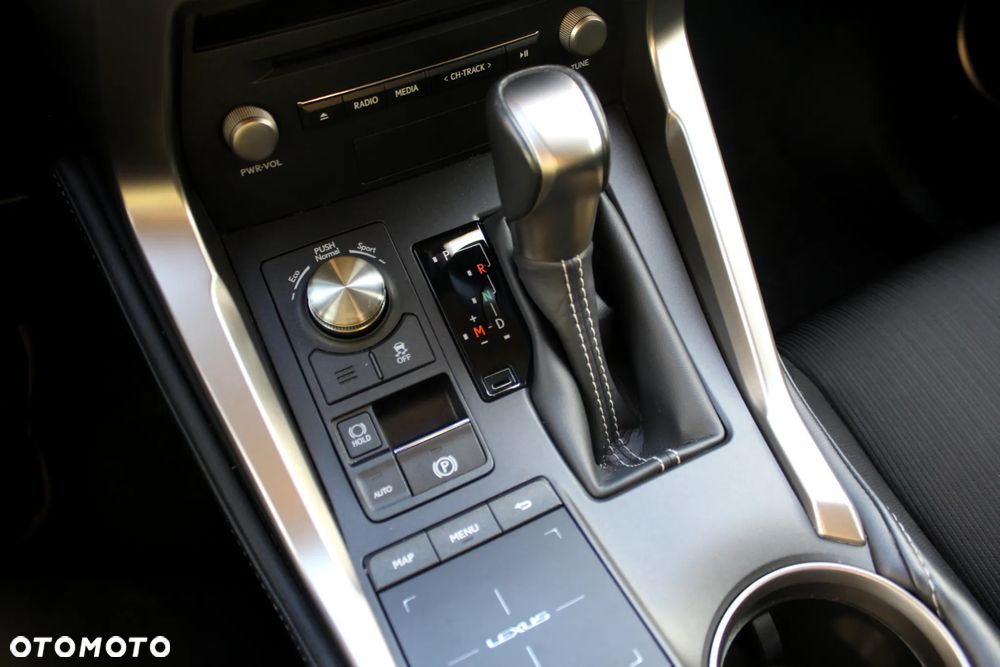 Lexus NX 300 Comfort AWD - 11