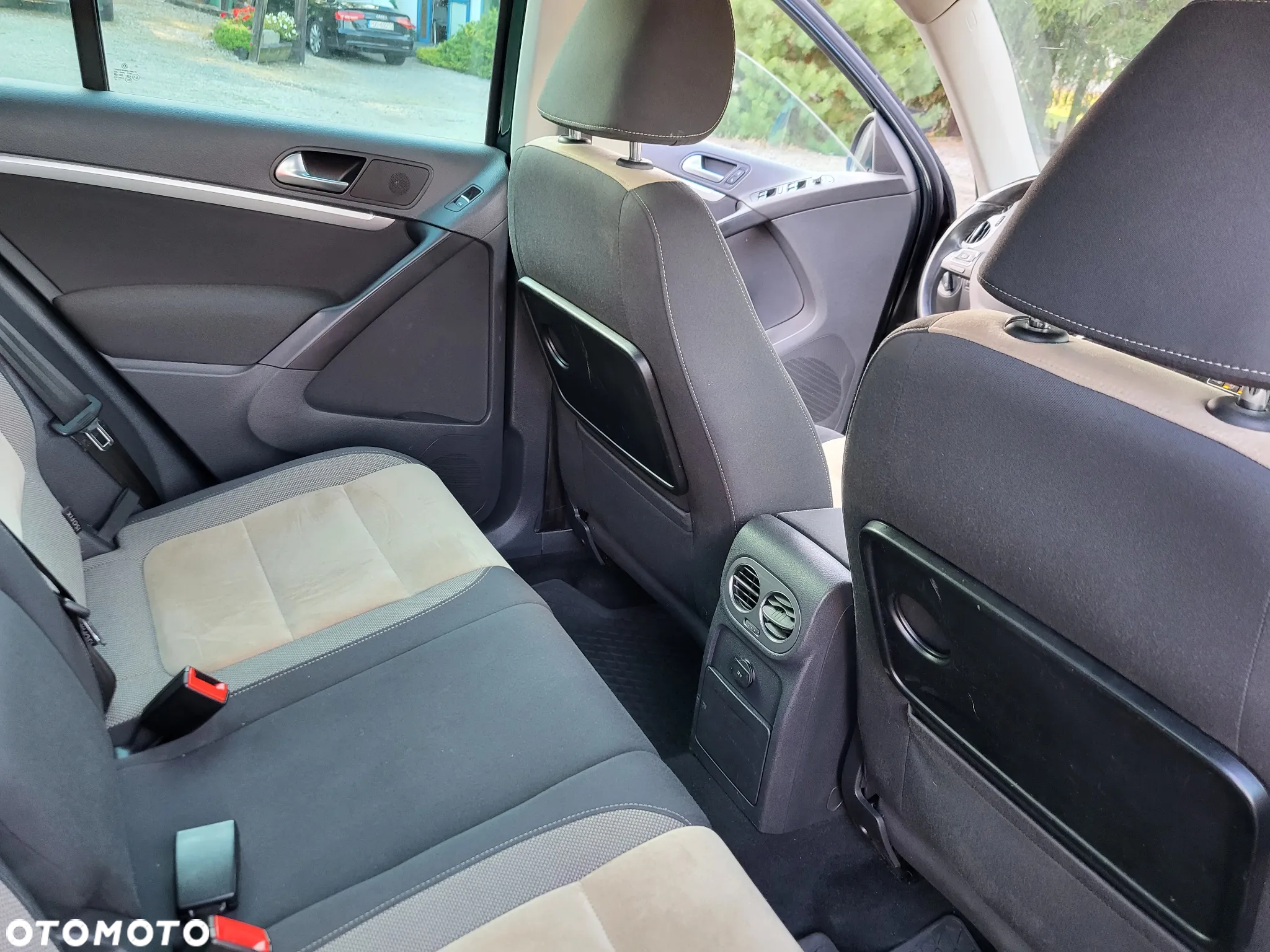 Volkswagen Tiguan 2.0 TDI DPF 4Motion Exclusive - 12