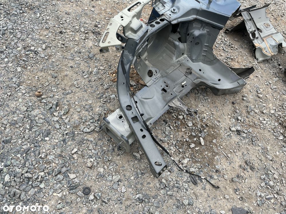 Ćwiartka lewa fartuch słupek Ford Kuga MK3 - 3