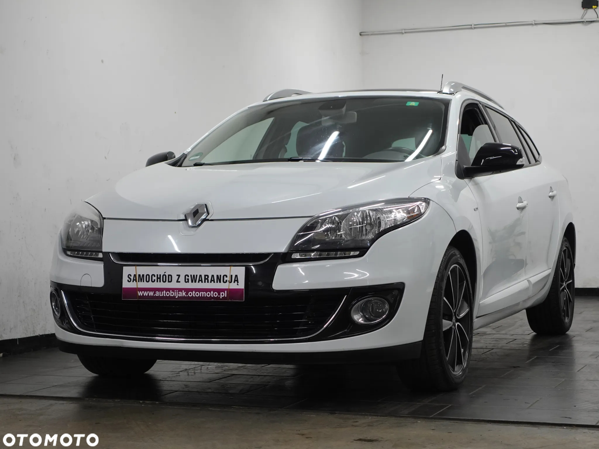 Renault Megane Grandtour ENERGY TCe 115 Start & Stop Bose Edition - 3