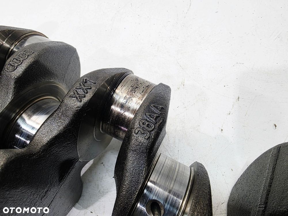 WAŁ KORBOWY AUDI VOLKSWAGEN SEAT SKODA 2.0 TDI CFF CJC 38AA 5/26 ZATARTY - 4