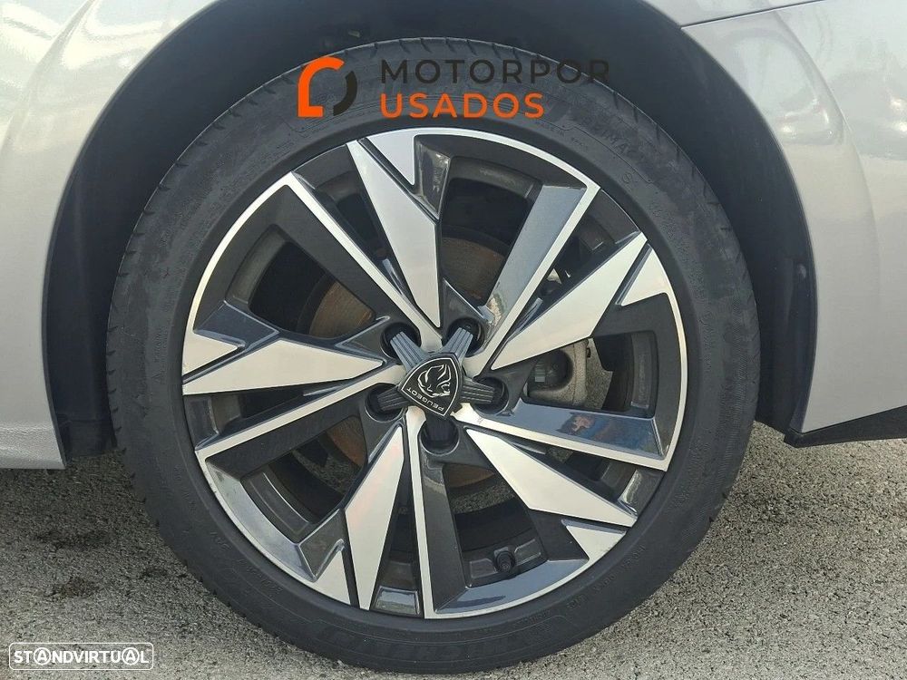 Peugeot 308 1.2 PureTech Allure - 11