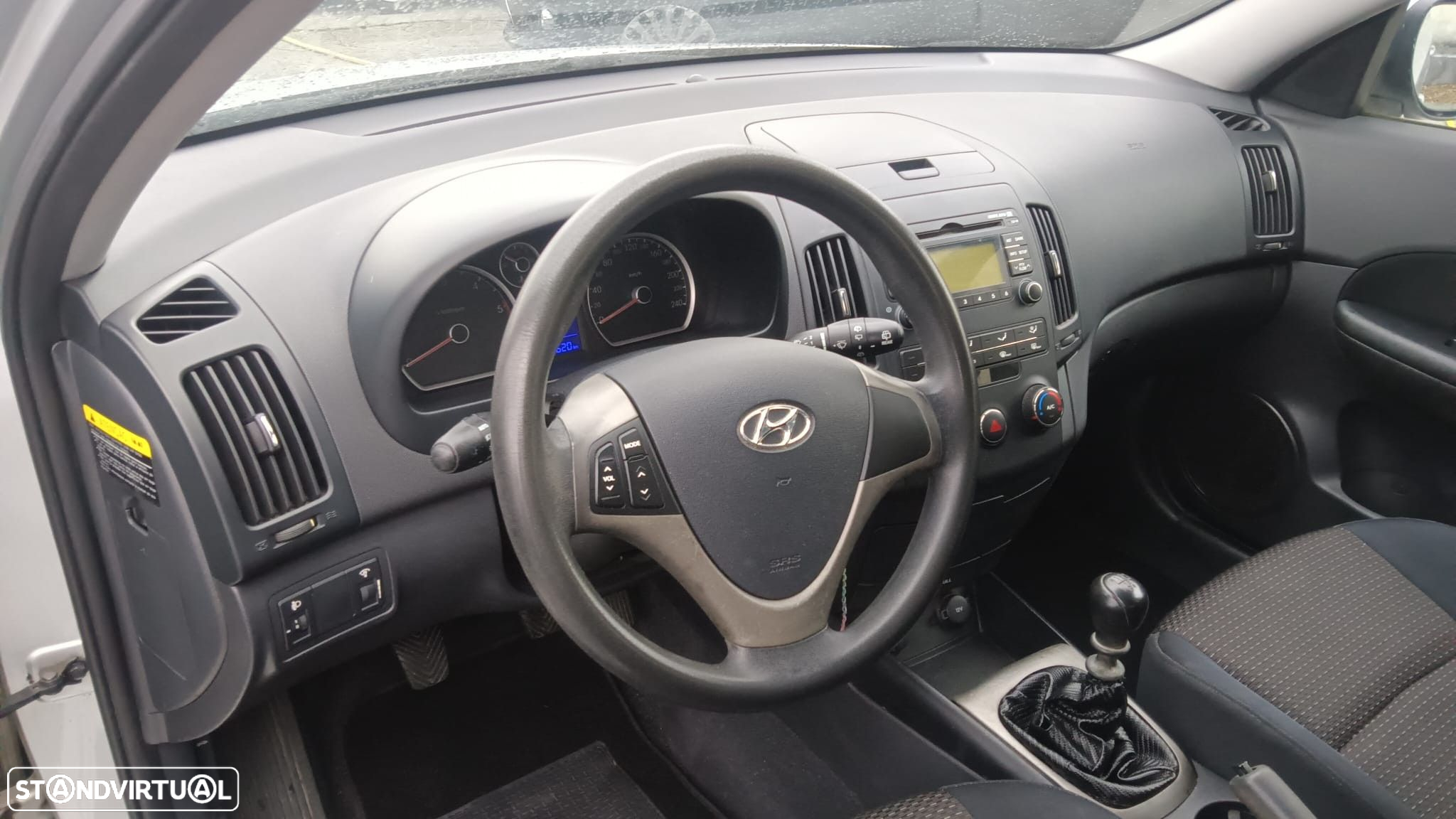 Hyundai i30 1.6 CRDI Classic - 5