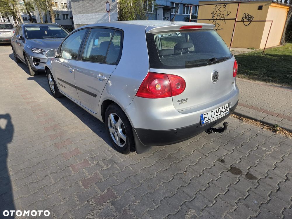Volkswagen Golf 1.9 TDI Trendline - 4