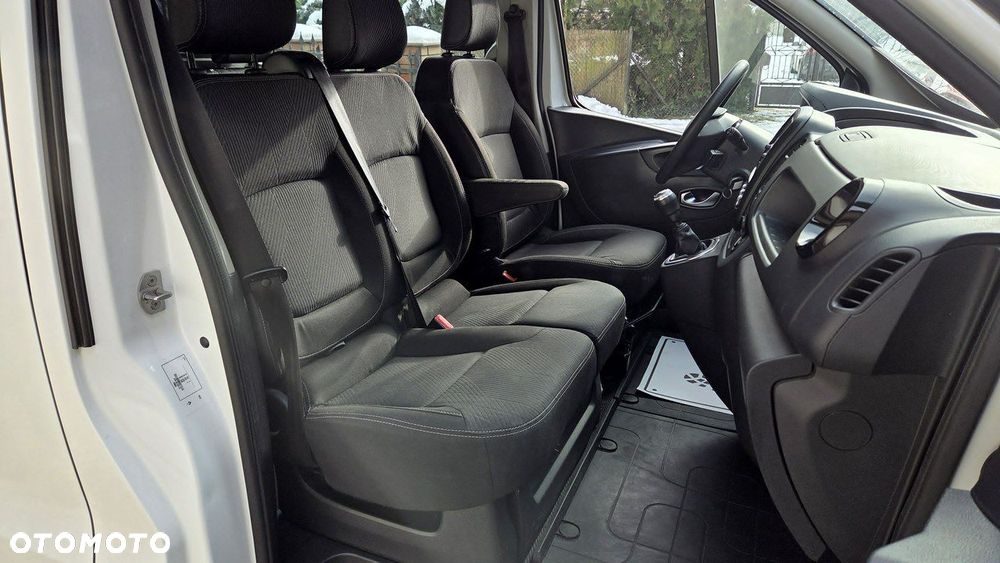 Renault Trafic - 18