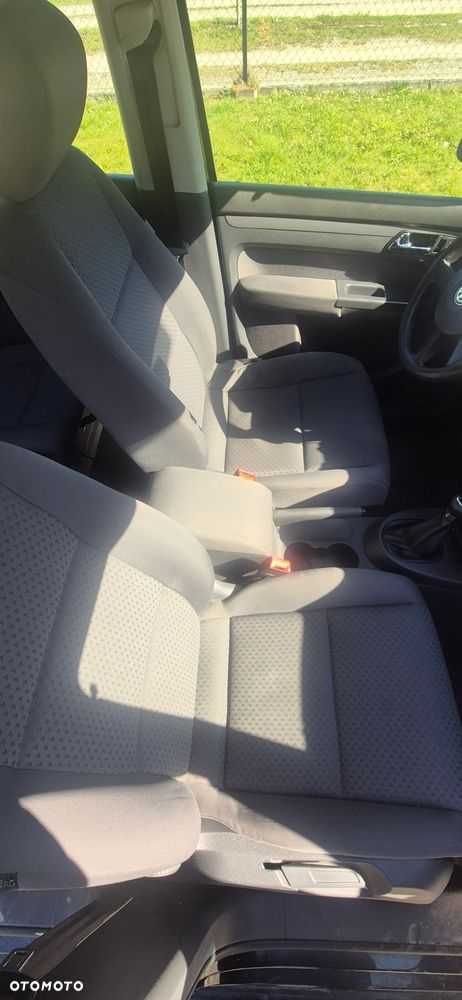 Volkswagen Touran 1.9 TDI - 16