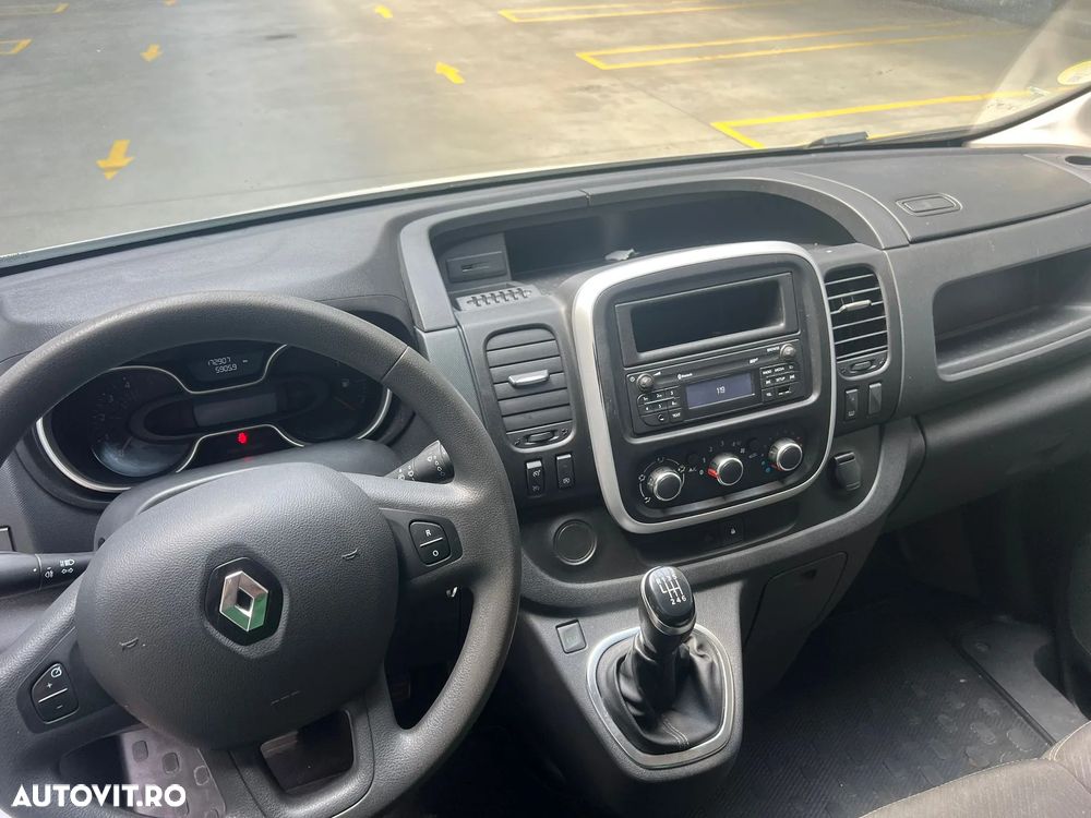Renault TRAFIC - 6