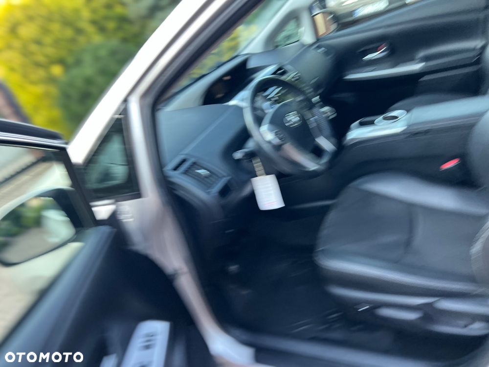 Toyota Prius+ (Hybrid) Comfort - 13