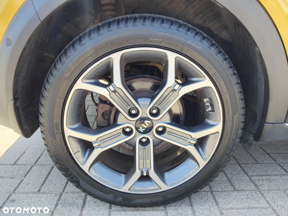 Kia XCeed 1.6 T-GDI L Business Line DCT - 32