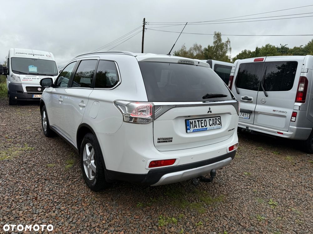 Mitsubishi Outlander - 37