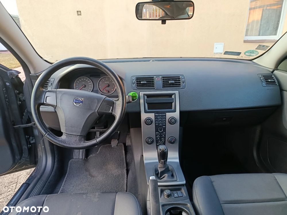 Volvo S40 1.8 Momentum - 7