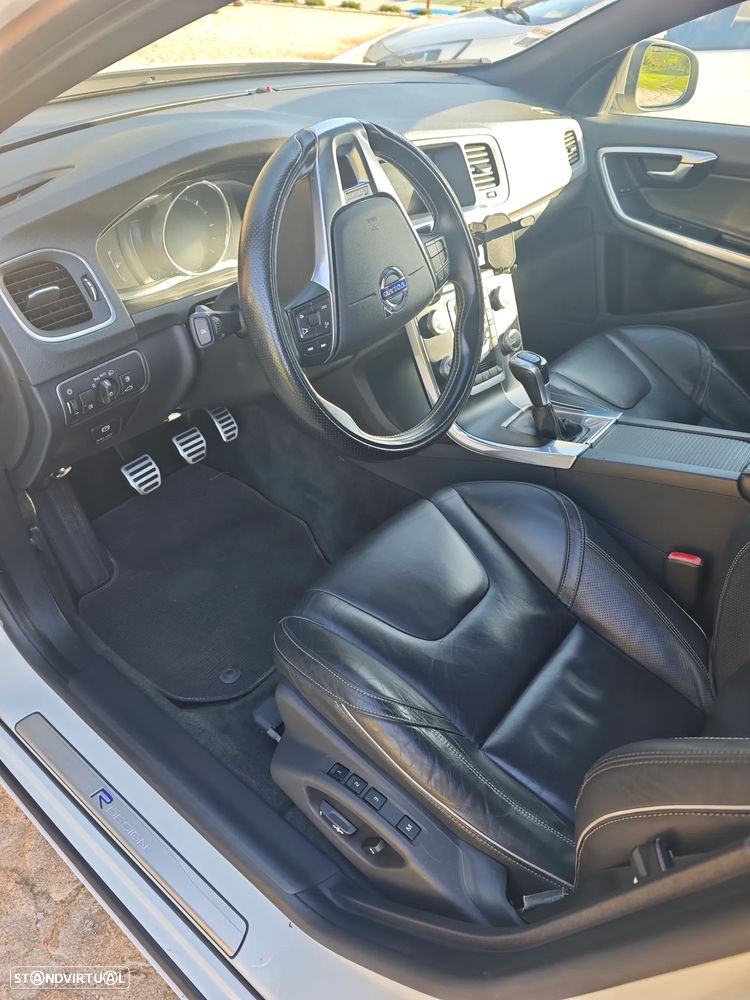 Volvo V60 2.0 D4 R-Design Summum - 9