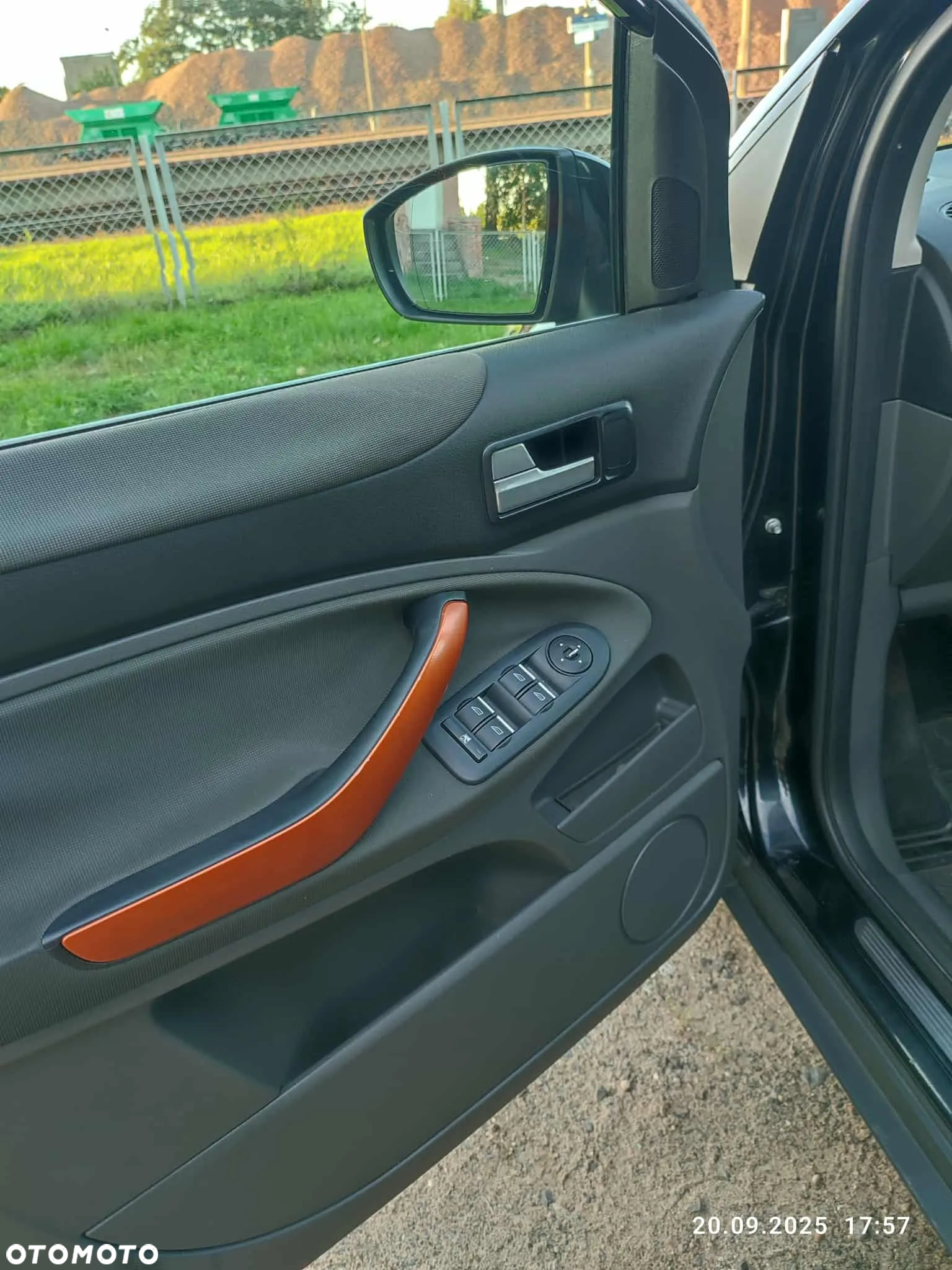 Ford Kuga 2.0 TDCi Trend - 14