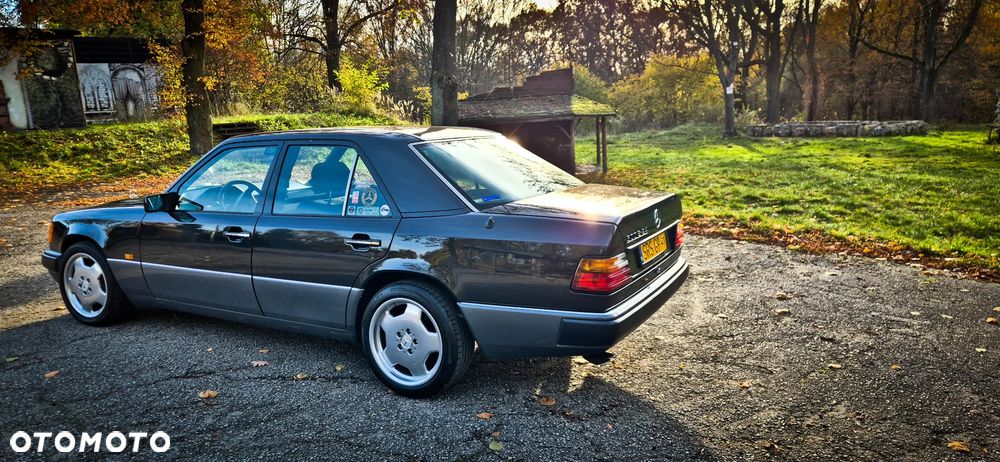 Mercedes-Benz W124 (1984-1993) - 8