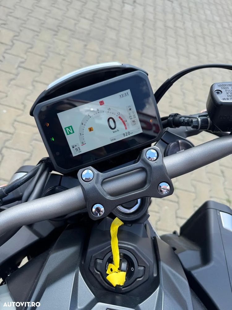 Honda CB 650R - 5