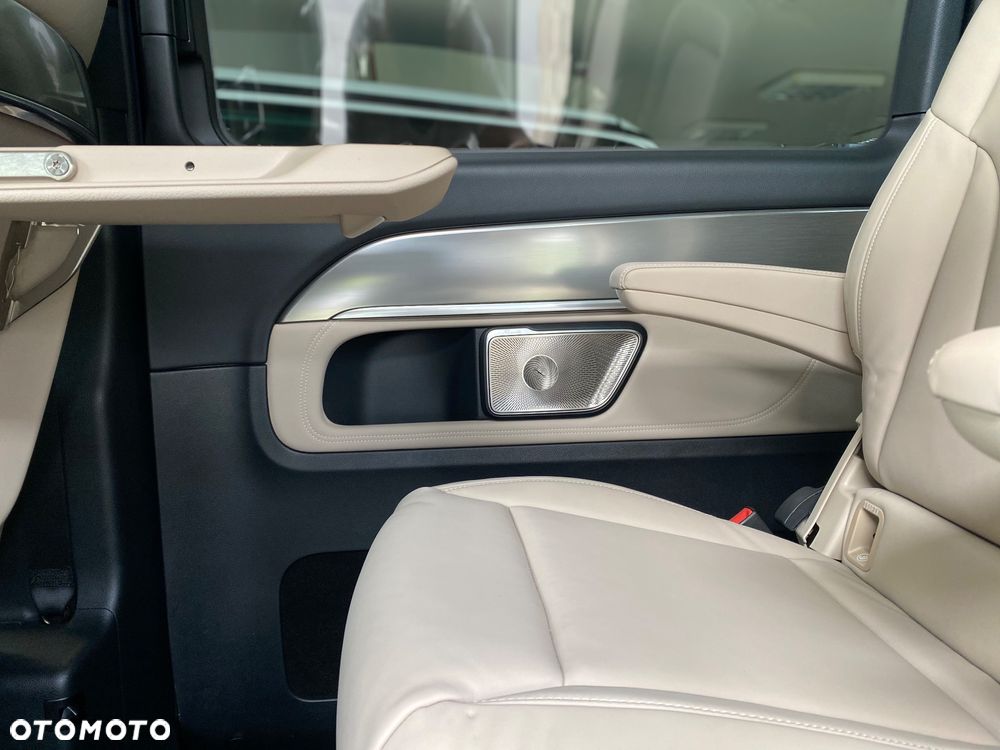 Mercedes-Benz Klasa V 300 d 4-Matic 9G-Tronic Exclusive (d³ugi) - 20
