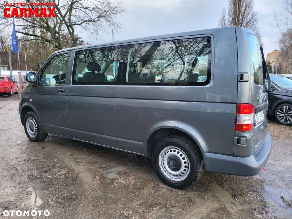 Volkswagen Caravelle - 5