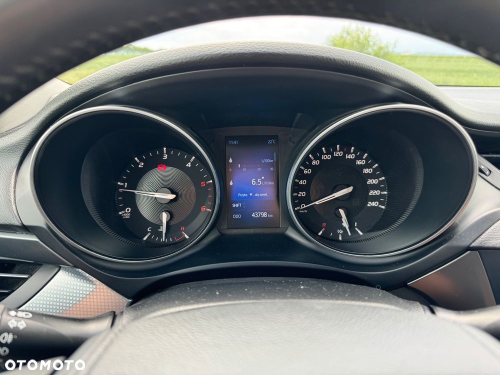 Toyota Avensis 2.0 D-4D Prestige - 8