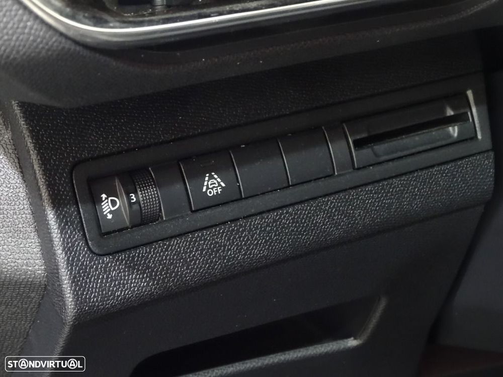 Peugeot 5008 1.2 PureTech Allure Pack EAT8 - 11