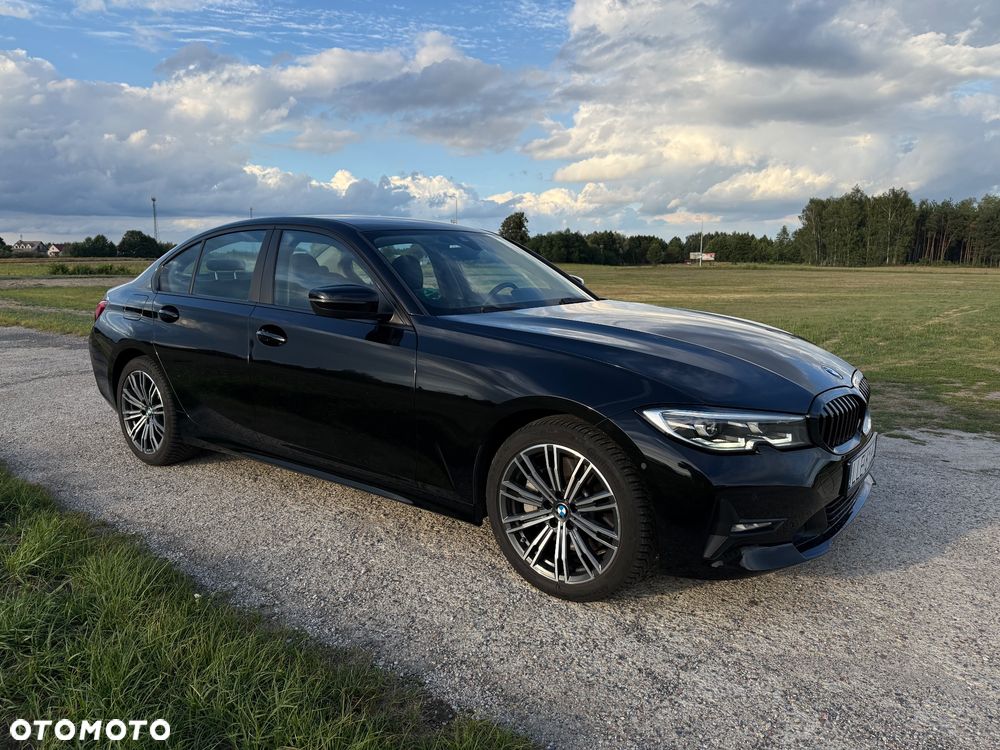 BMW Seria 3 330i Advantage - 4