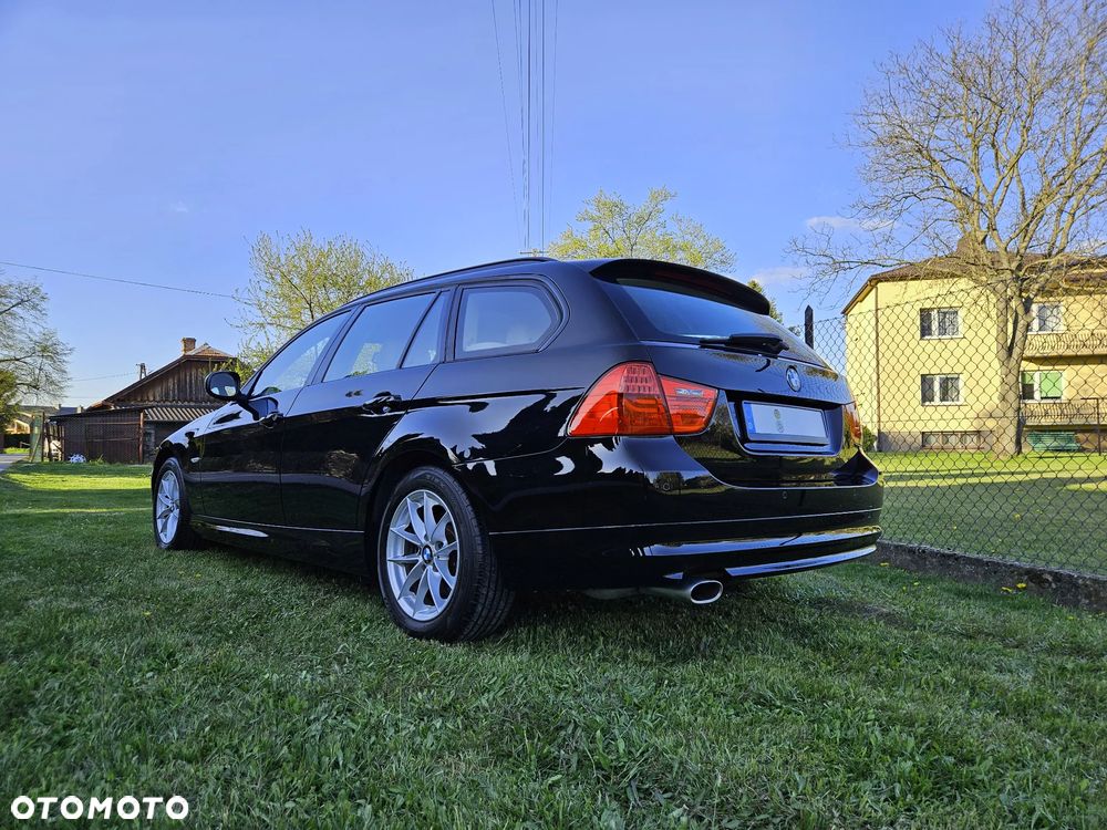 BMW Seria 3 - 13