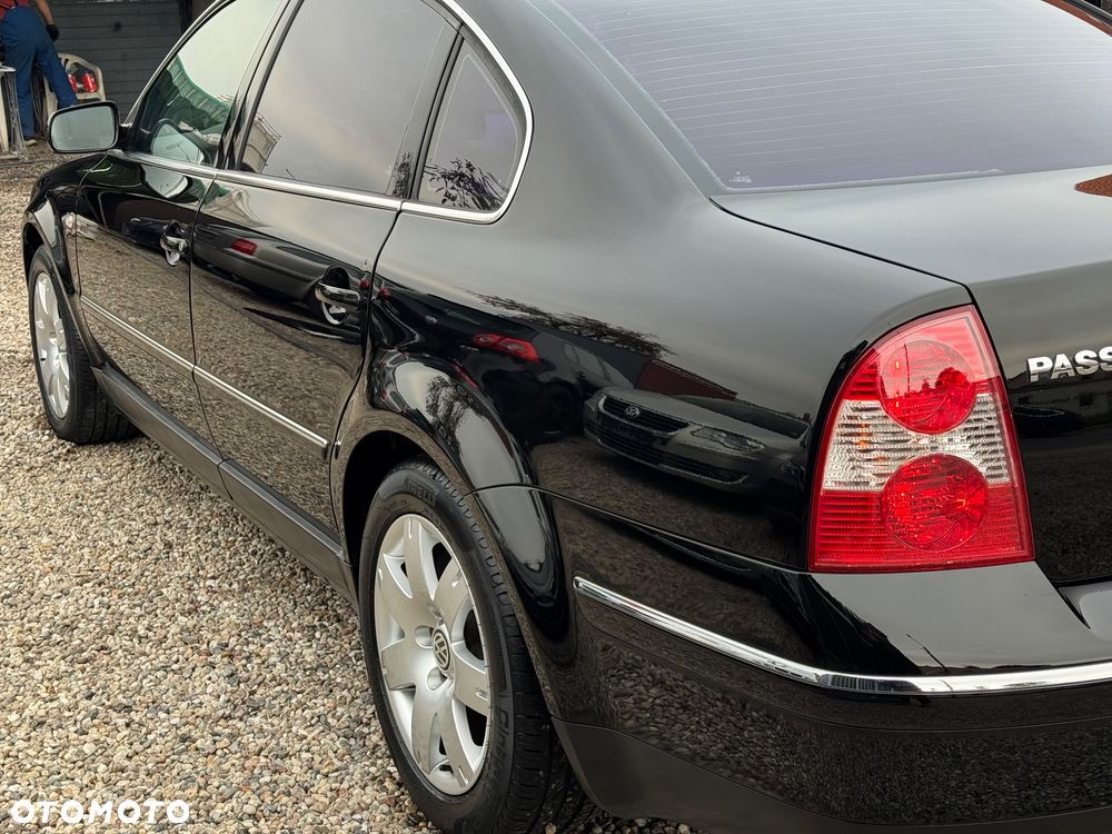 Volkswagen Passat - 8